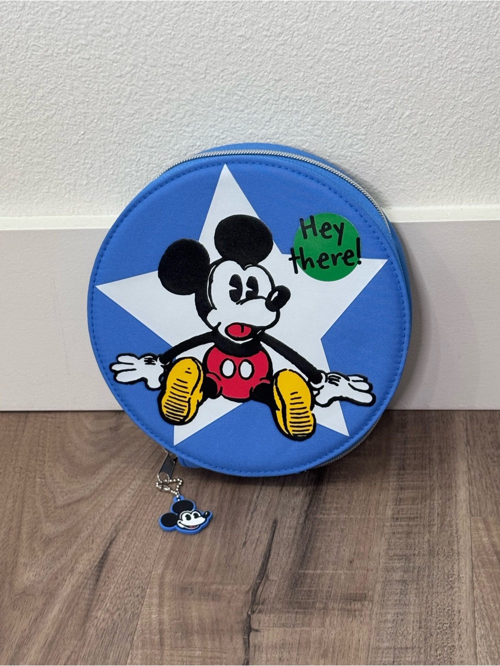 Disney Mickey Mouse Hey There Zip-Up Stationery Art Kit Pencil Case